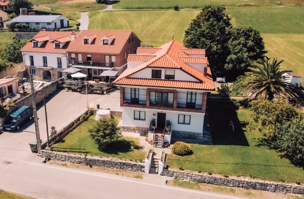 Hostel Liquid Surfhouse Langre  Zewnętrze zdjęcie